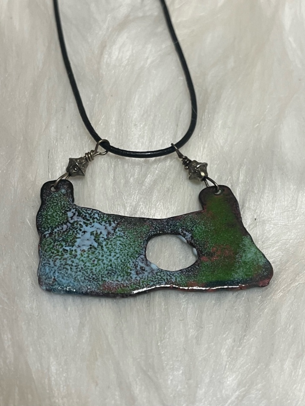 Abstract Necklace - Picture 3 of 13
